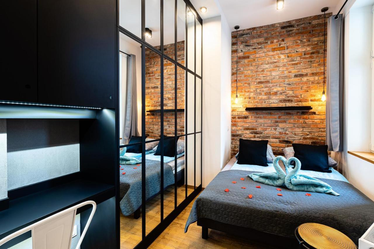 Large 75 M2 Apartment For 6 Guests Next To Wawel Castle Cracovia Esterno foto