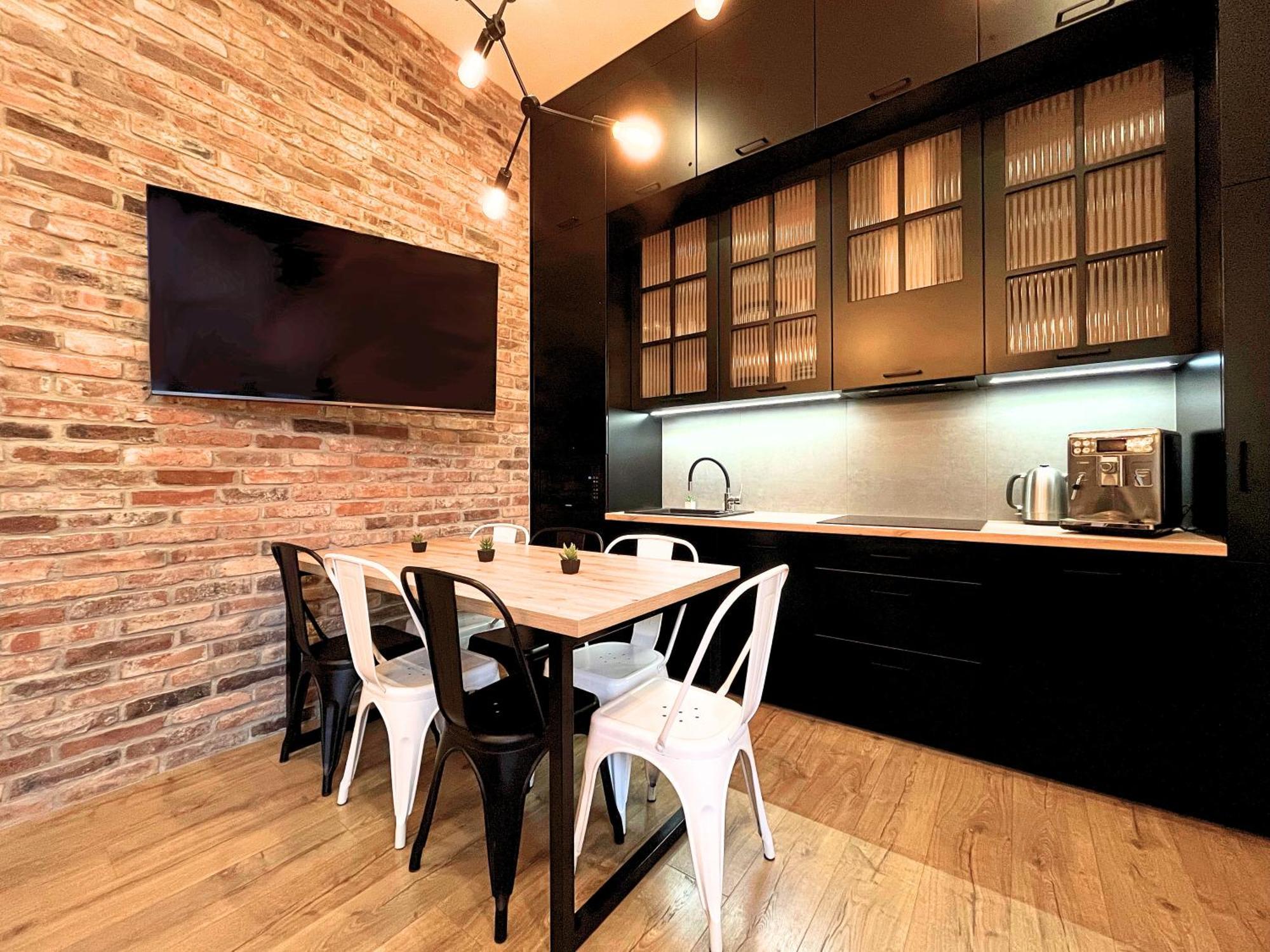 Large 75 M2 Apartment For 6 Guests Next To Wawel Castle Cracovia Esterno foto