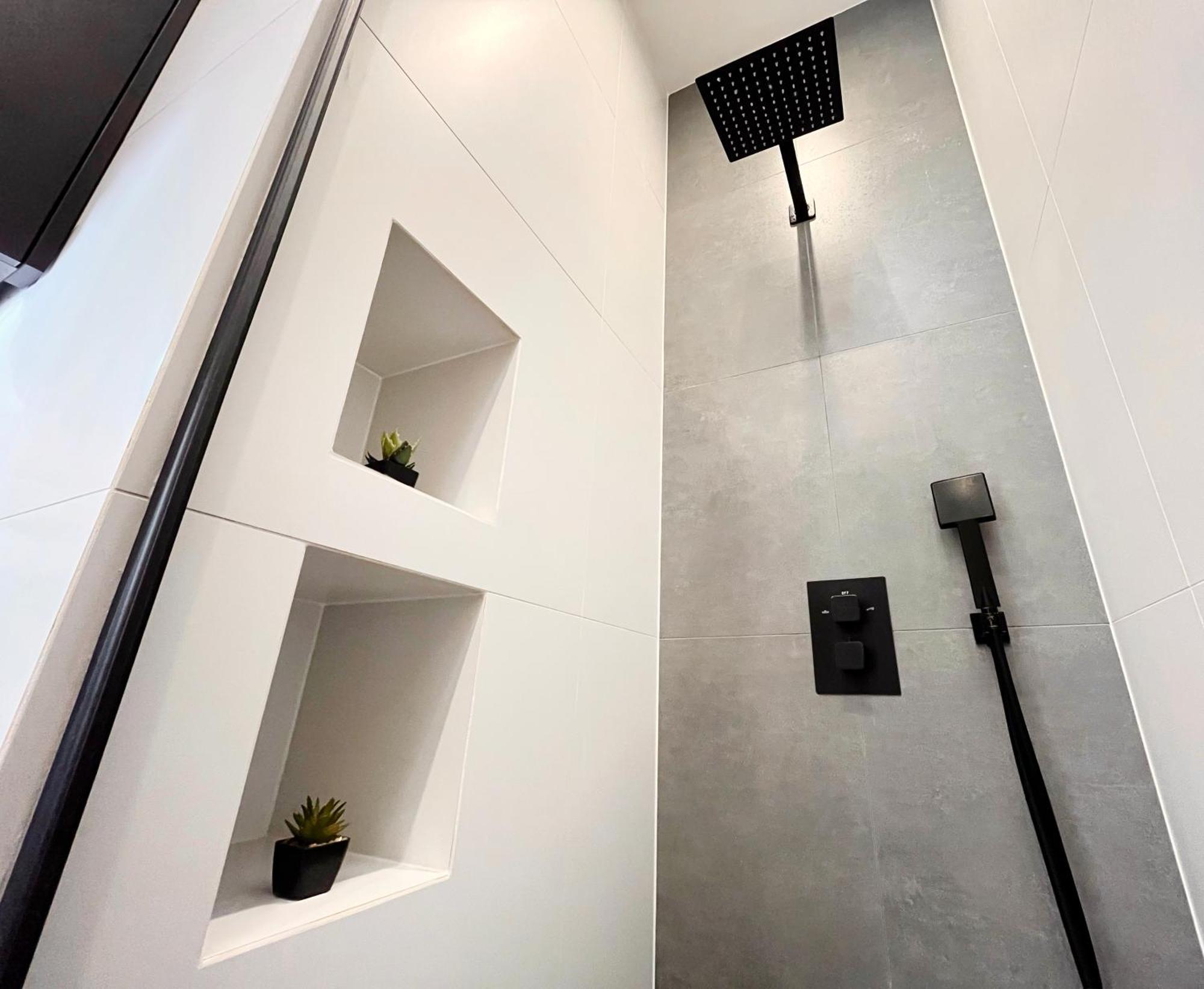 Large 75 M2 Apartment For 6 Guests Next To Wawel Castle Cracovia Esterno foto